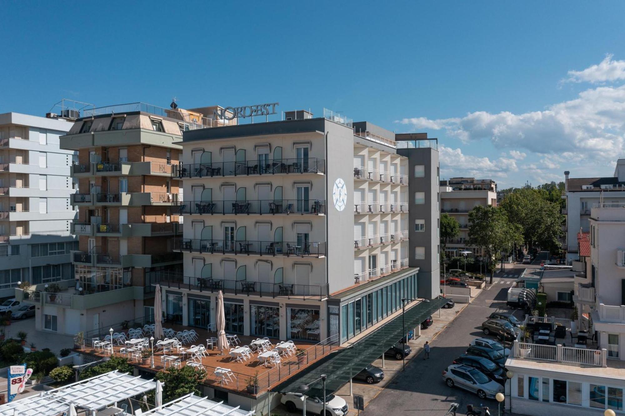 Hotel Nord Est กัตตอลิกา ภายนอก รูปภาพ